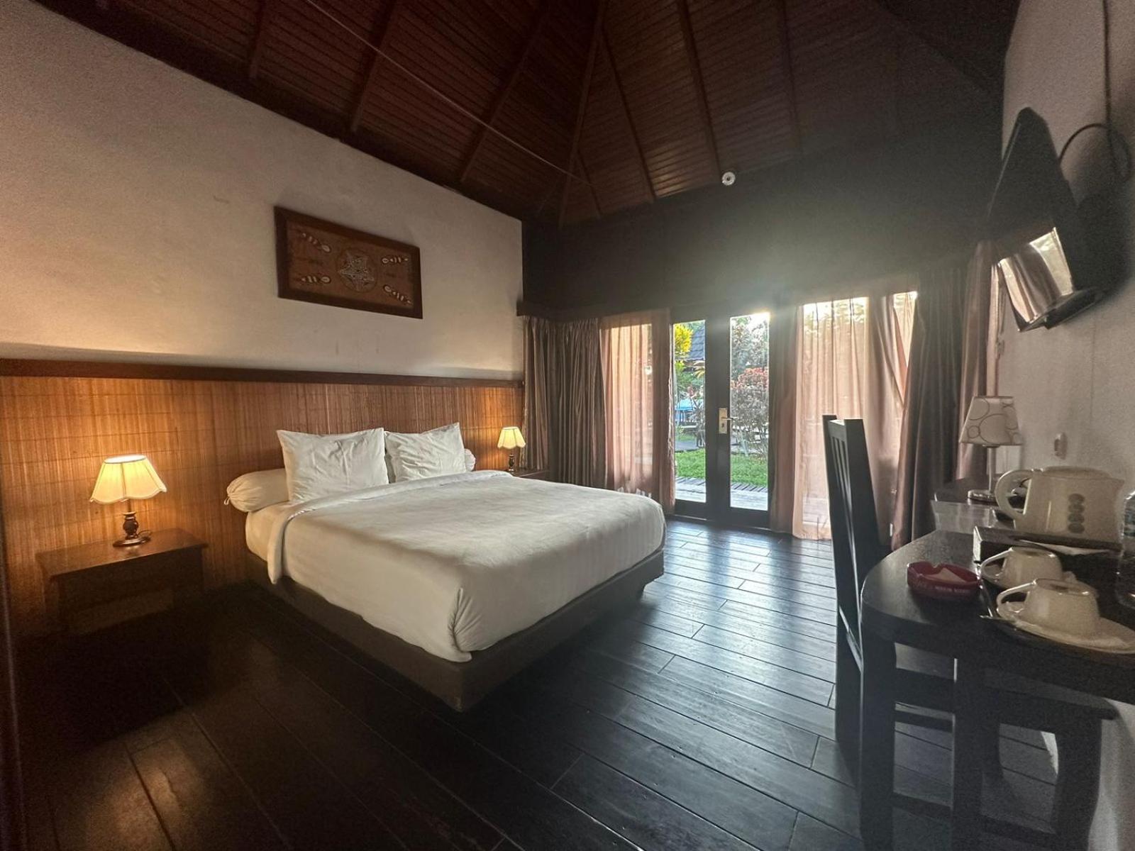 Kasuari Valley Beach Resort Sorong Dış mekan fotoğraf