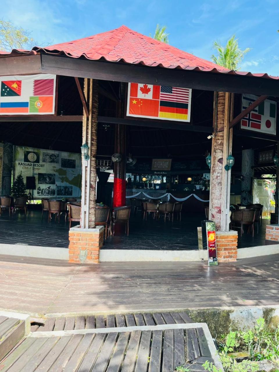 Kasuari Valley Beach Resort Sorong Dış mekan fotoğraf